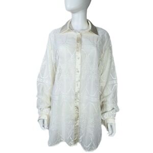 Impressions Women’s Off-White Placket Lace Button Down Shirt / Mini Dress